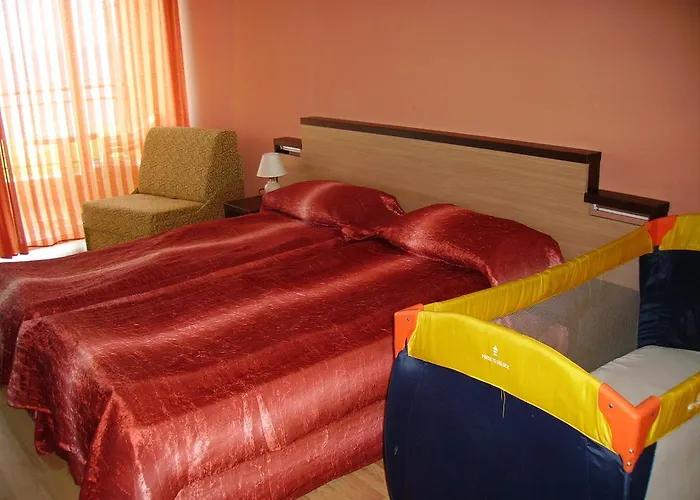 Къща за гости Mak Complex